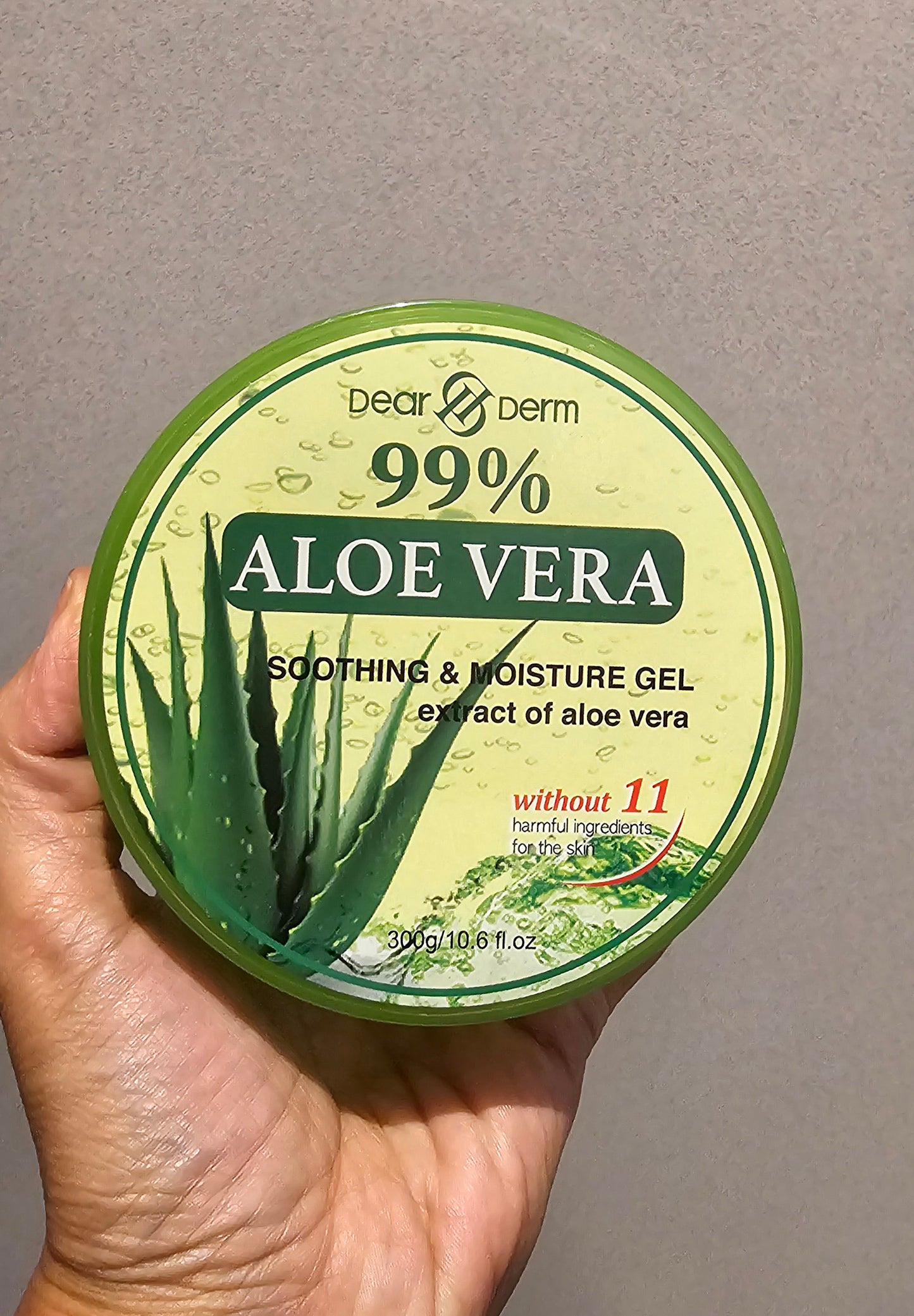 Dear Derm Aloe Vera Soothing & Moisturizing Gel